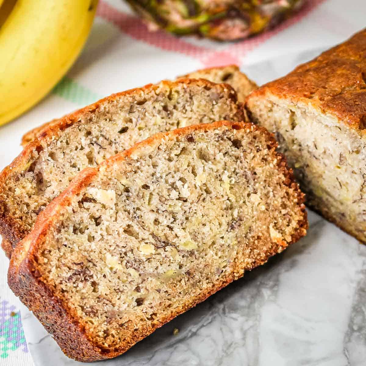 Easy Hawaiian Banana Bread: A Tropical Twist on Your Favorite Loaf